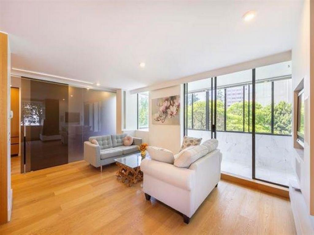 Listing Image for R3110807