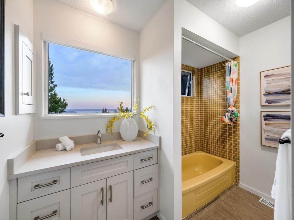 Listing Image for R3110809