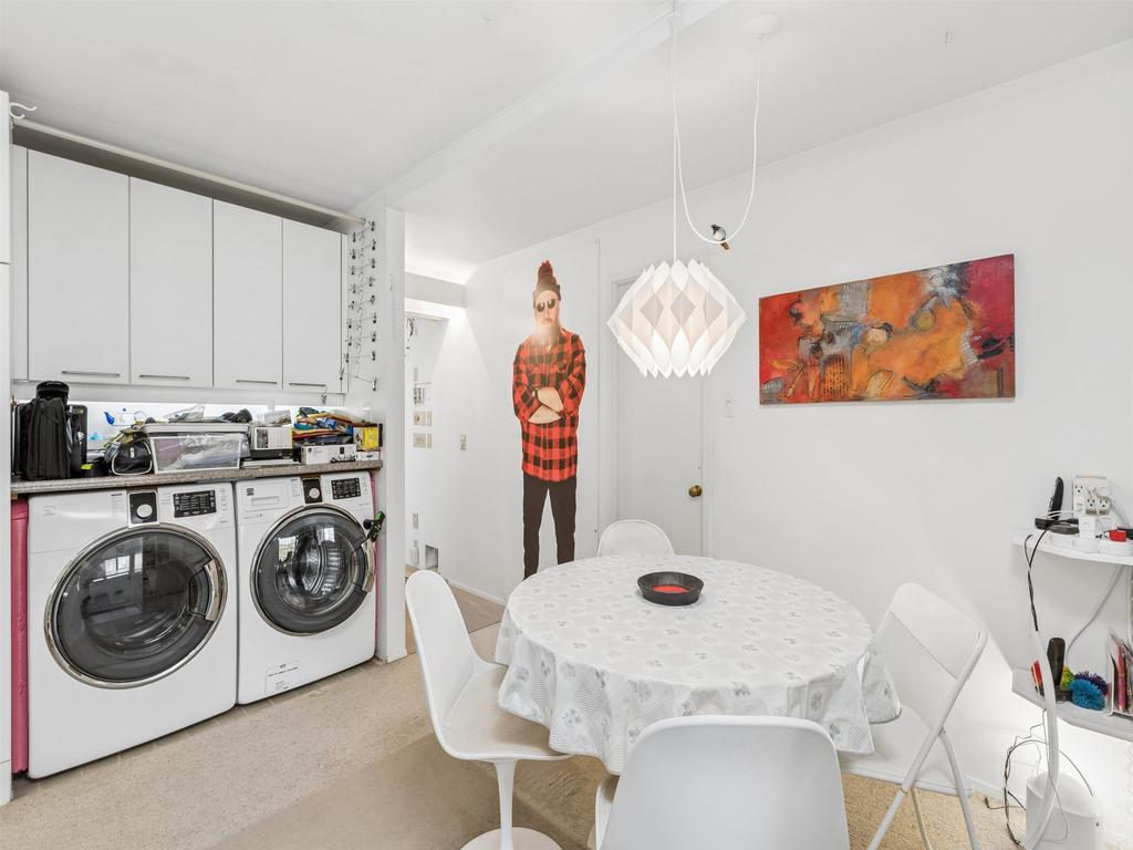 Listing Image for R3110810