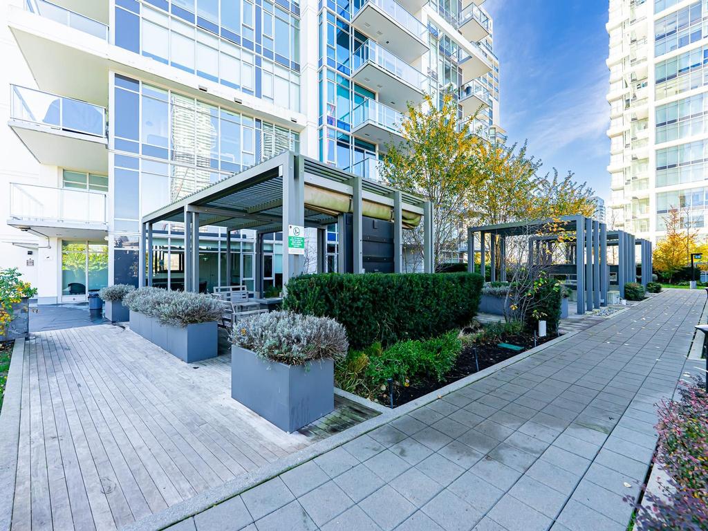 Listing Image for R3110815