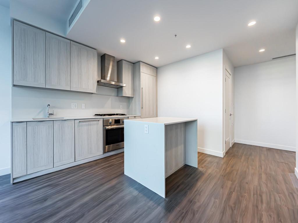 Listing Image for R3110815