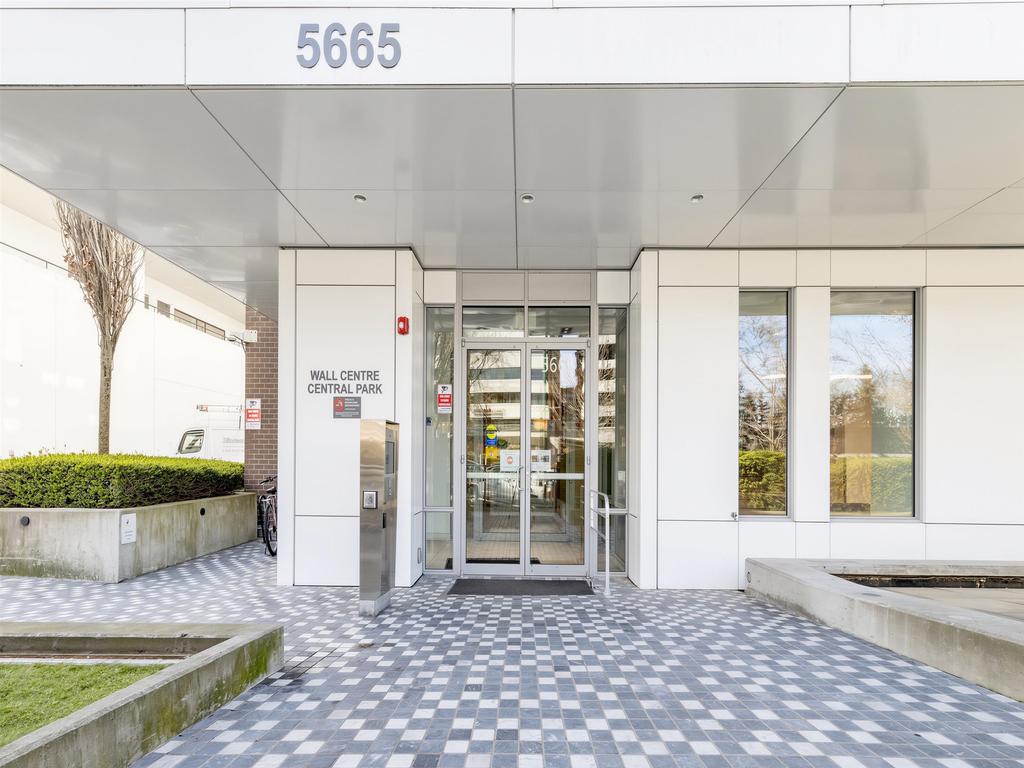 Listing Image for R3110819