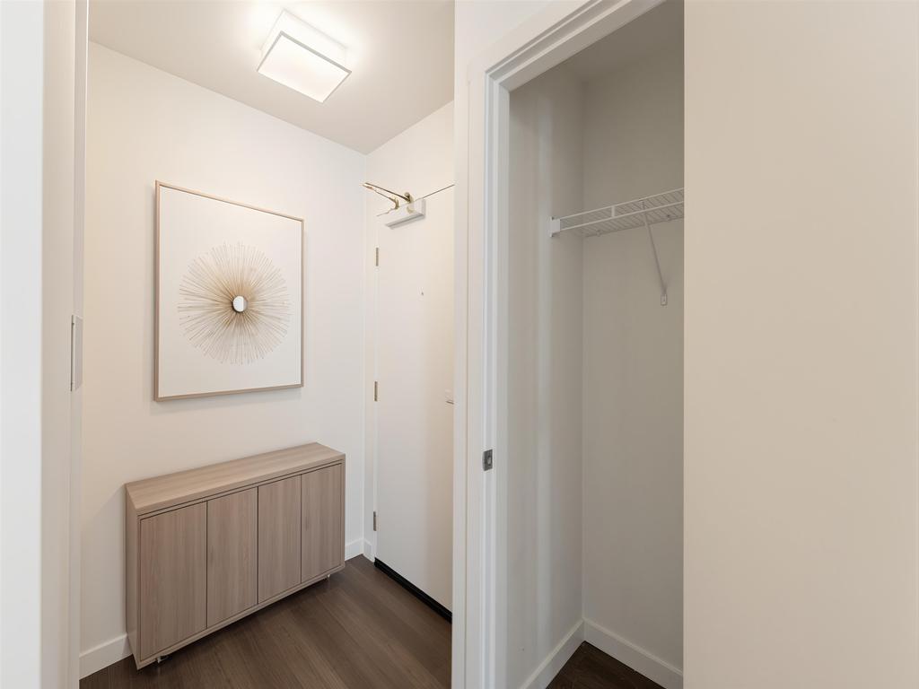 Listing Image for R3110819