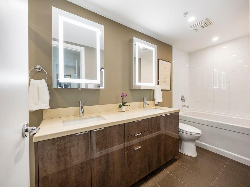 Listing Image for R3110828