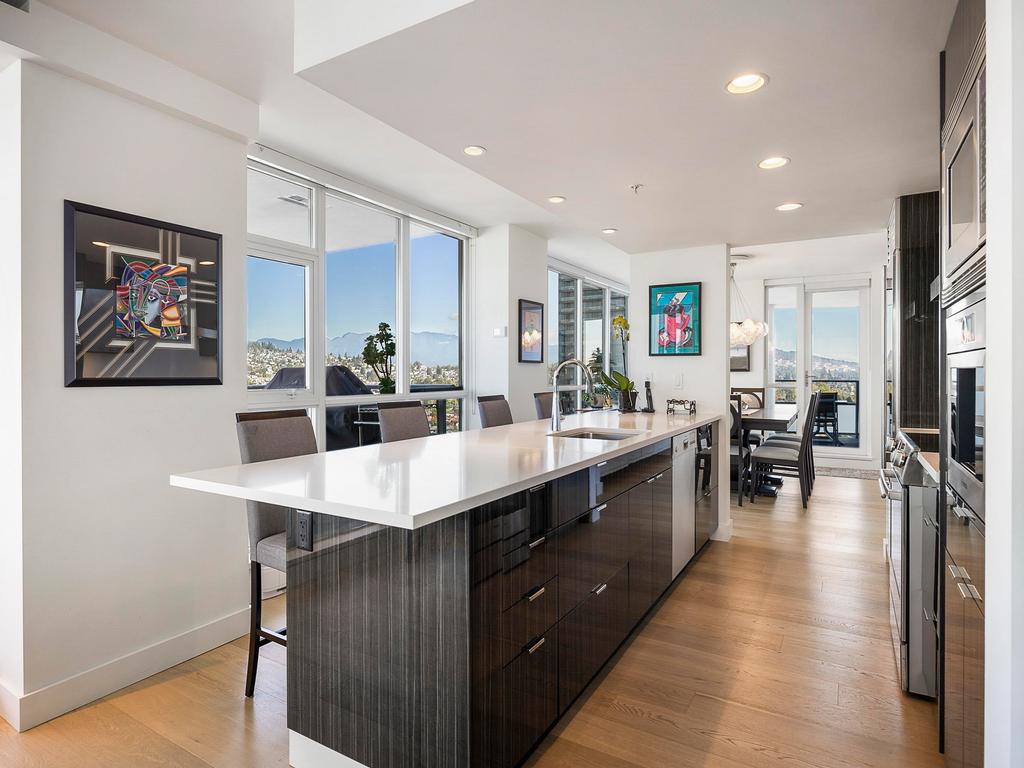 Listing Image for R3110828