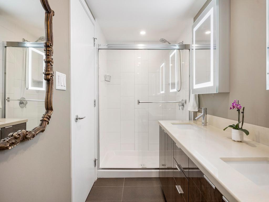 Listing Image for R3110828