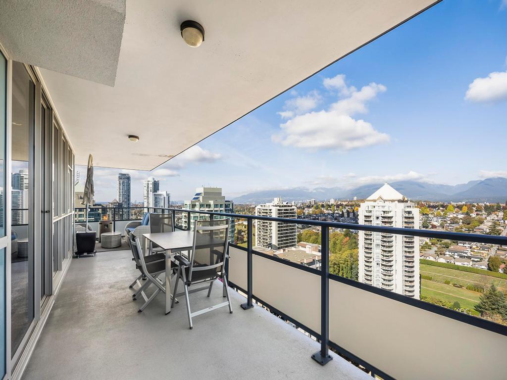 Listing Image for R3110828