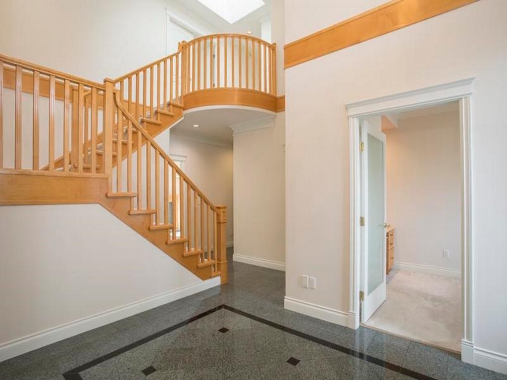 Listing Image for R3110838