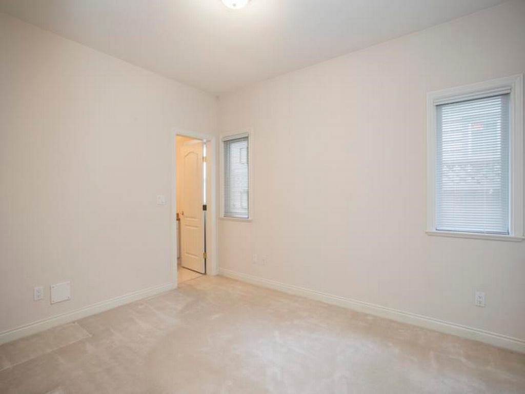 Listing Image for R3110838