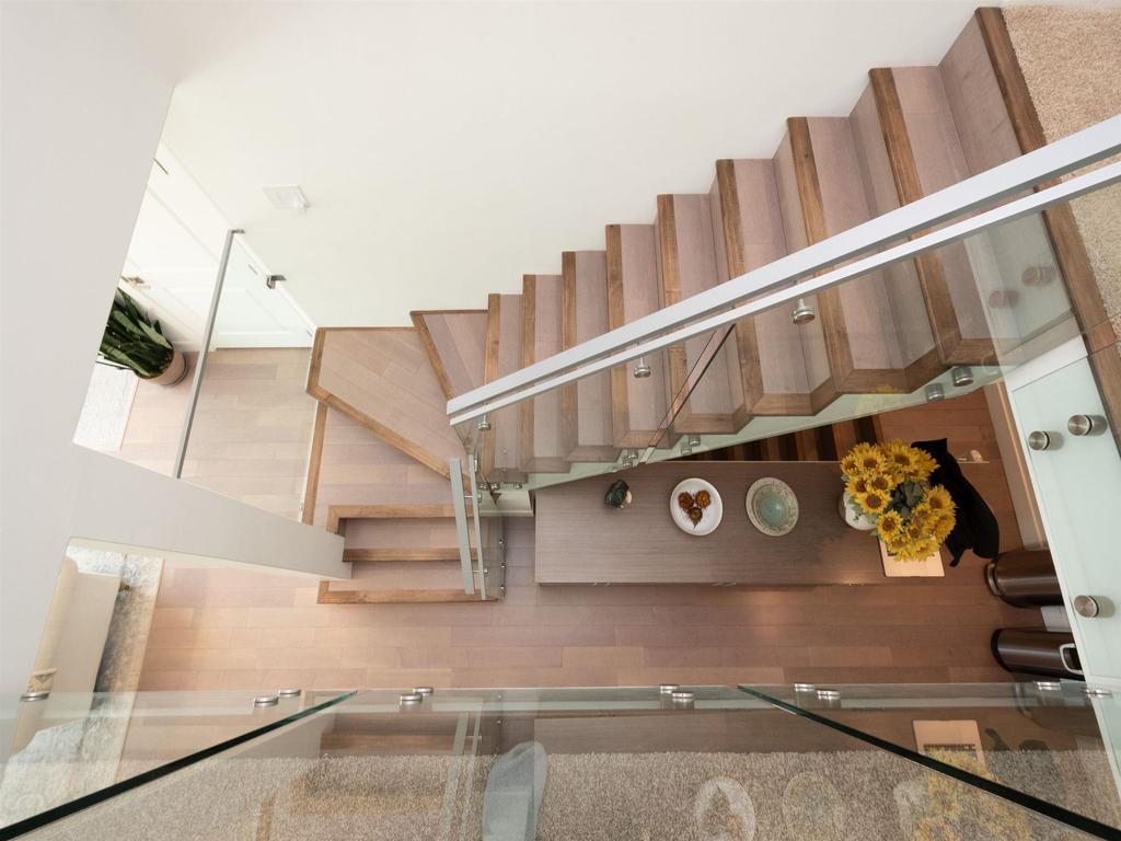 Listing Image for R3110841