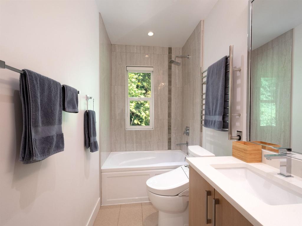 Listing Image for R3110841