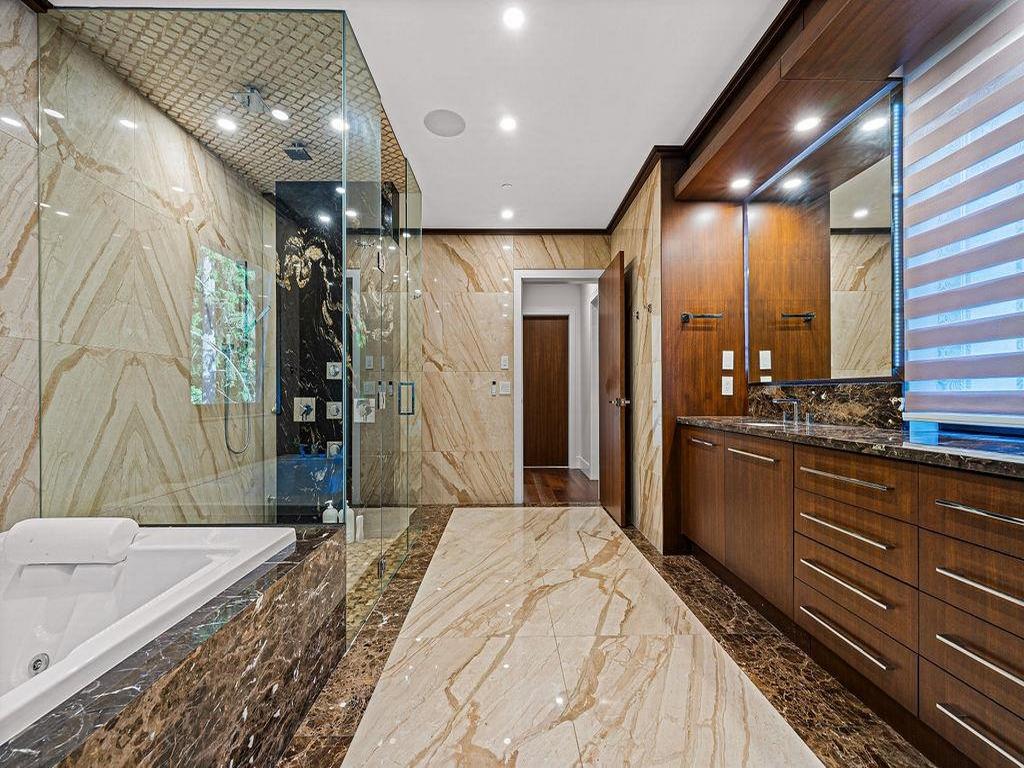 Listing Image for R3110857