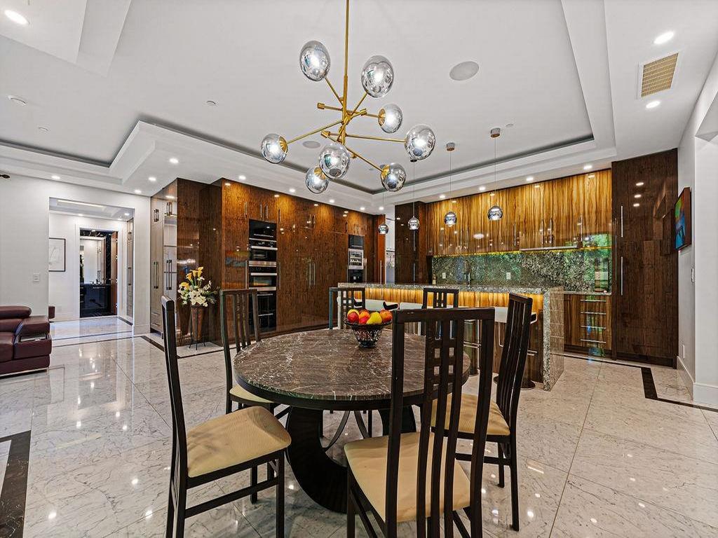 Listing Image for R3110857