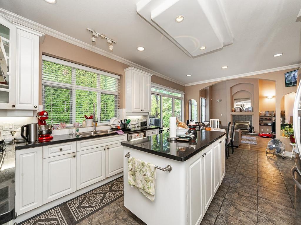 Listing Image for R3110870