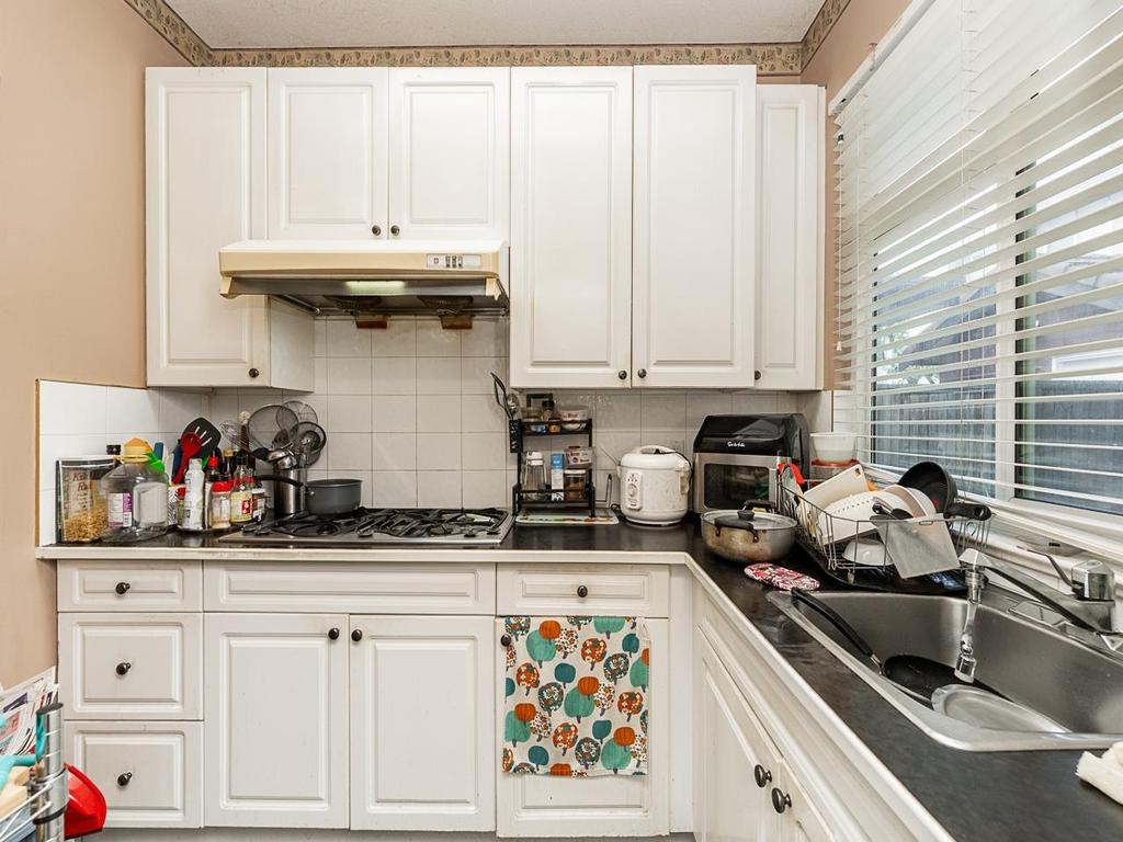 Listing Image for R3110870