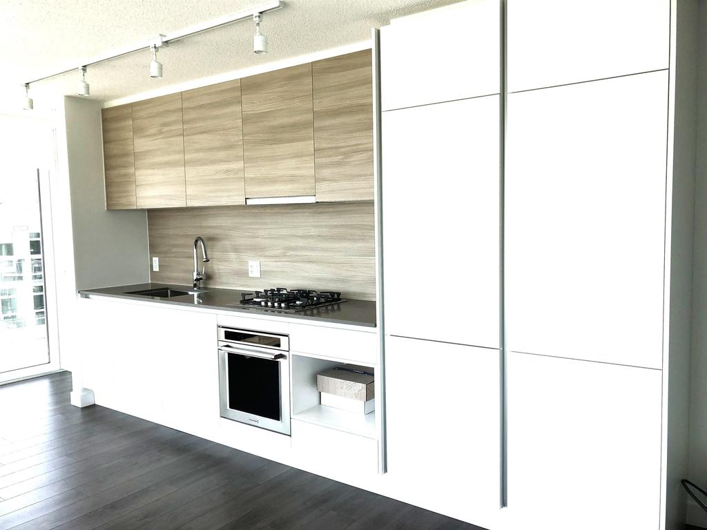 Listing Image for R3110887