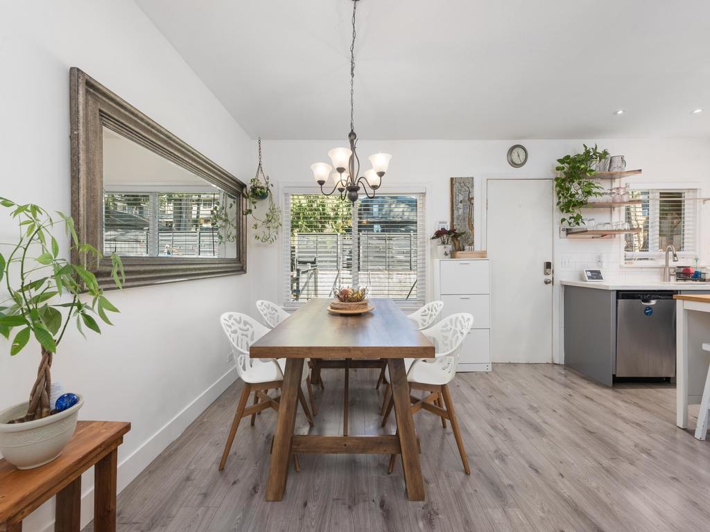 Listing Image for R3110888