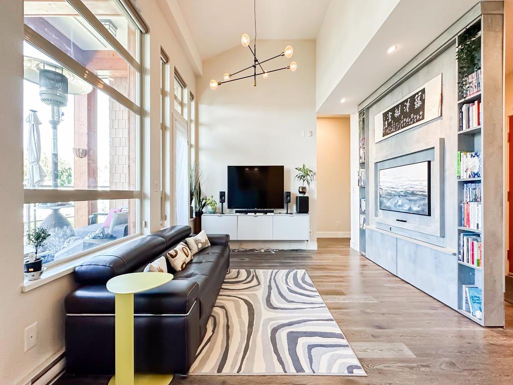 Listing Image for R3110904