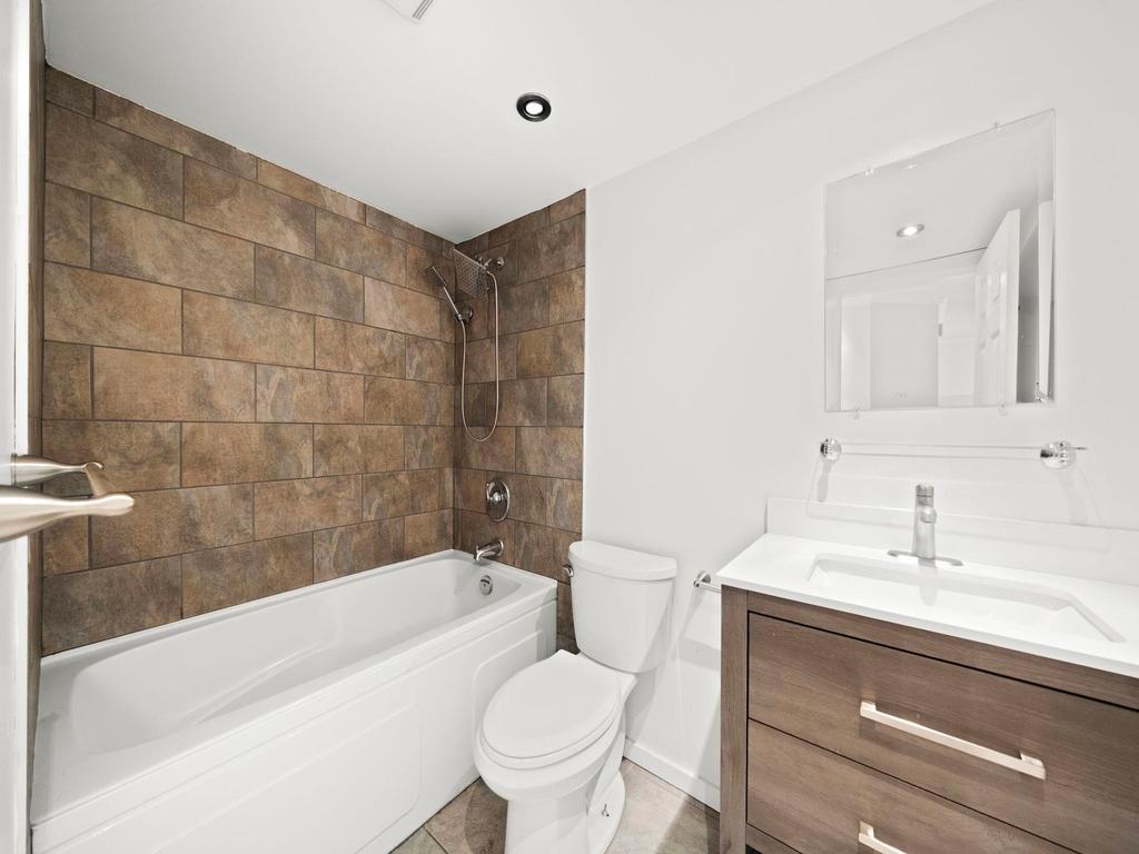 Listing Image for R3110909