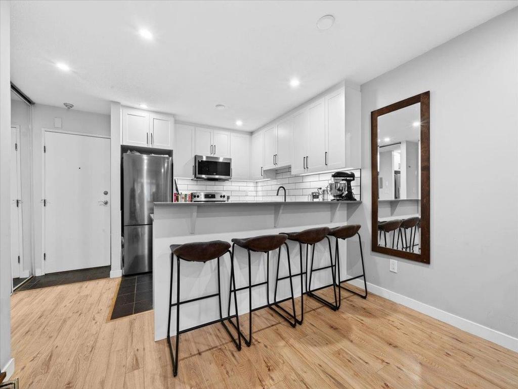Listing Image for R3110910