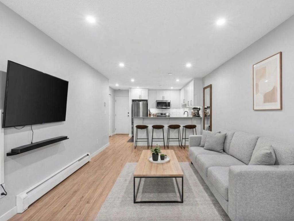 Listing Image for R3110910