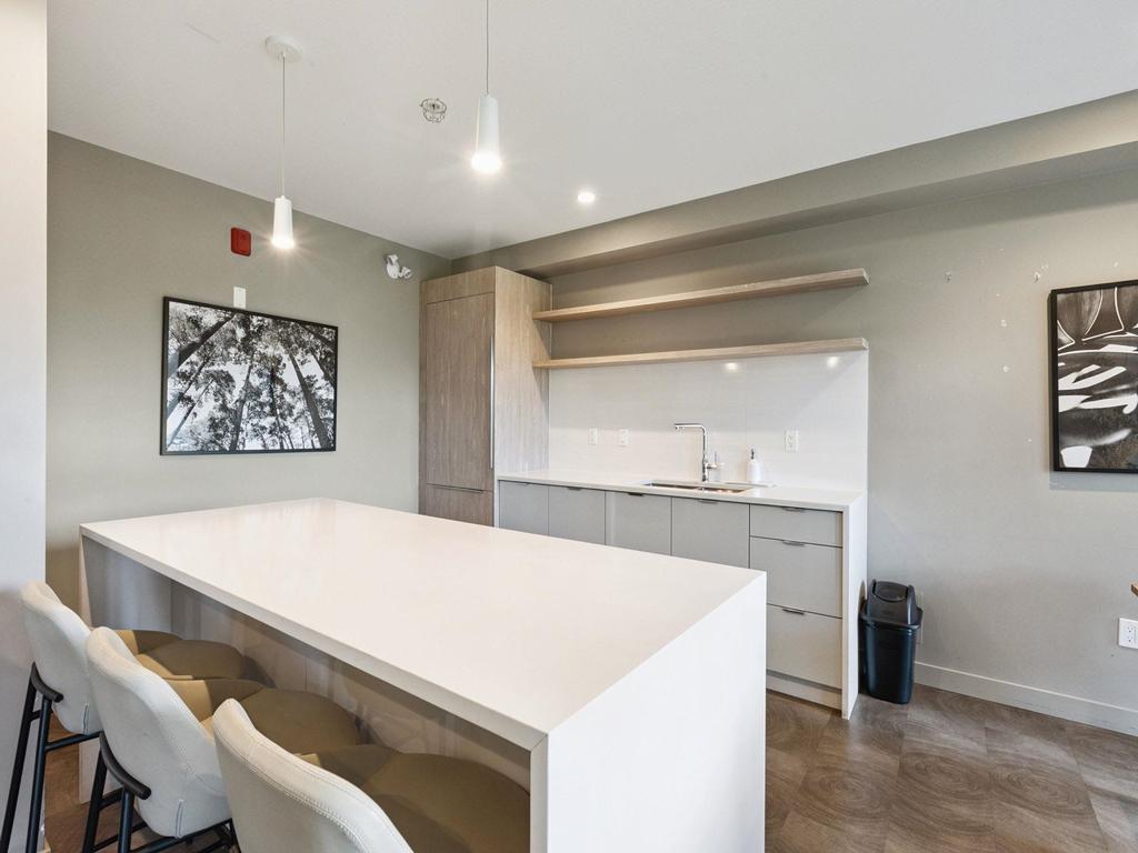 Listing Image for R3110912