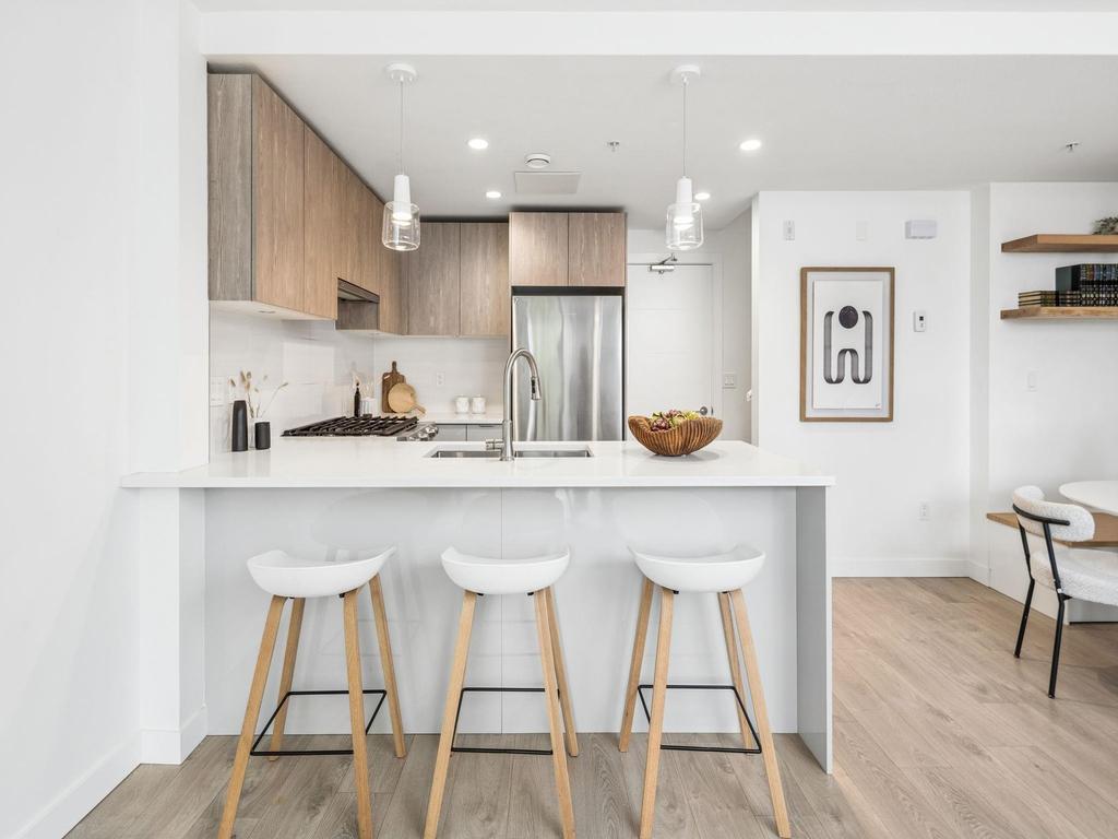 Listing Image for R3110912