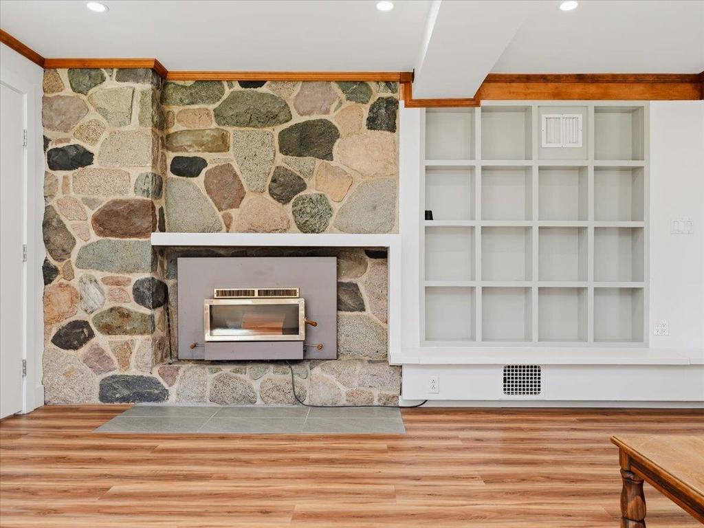 Listing Image for R3110915