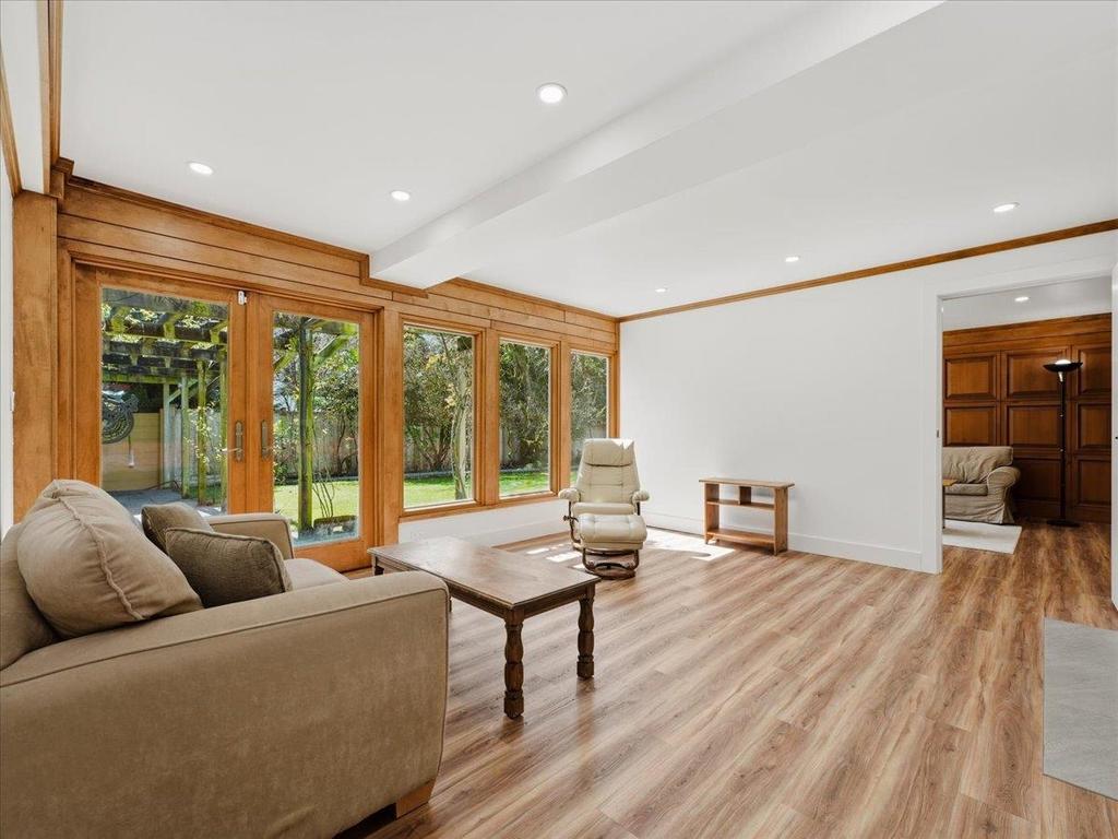 Listing Image for R3110915