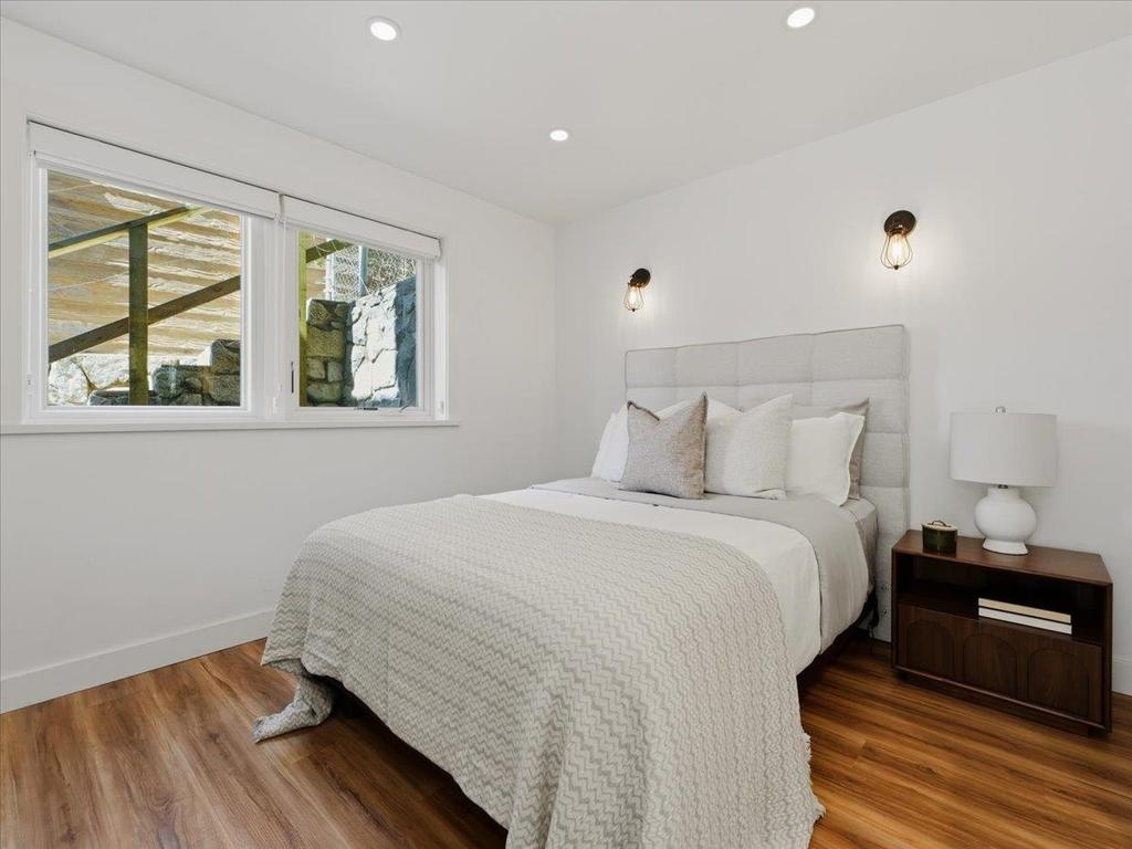 Listing Image for R3110915