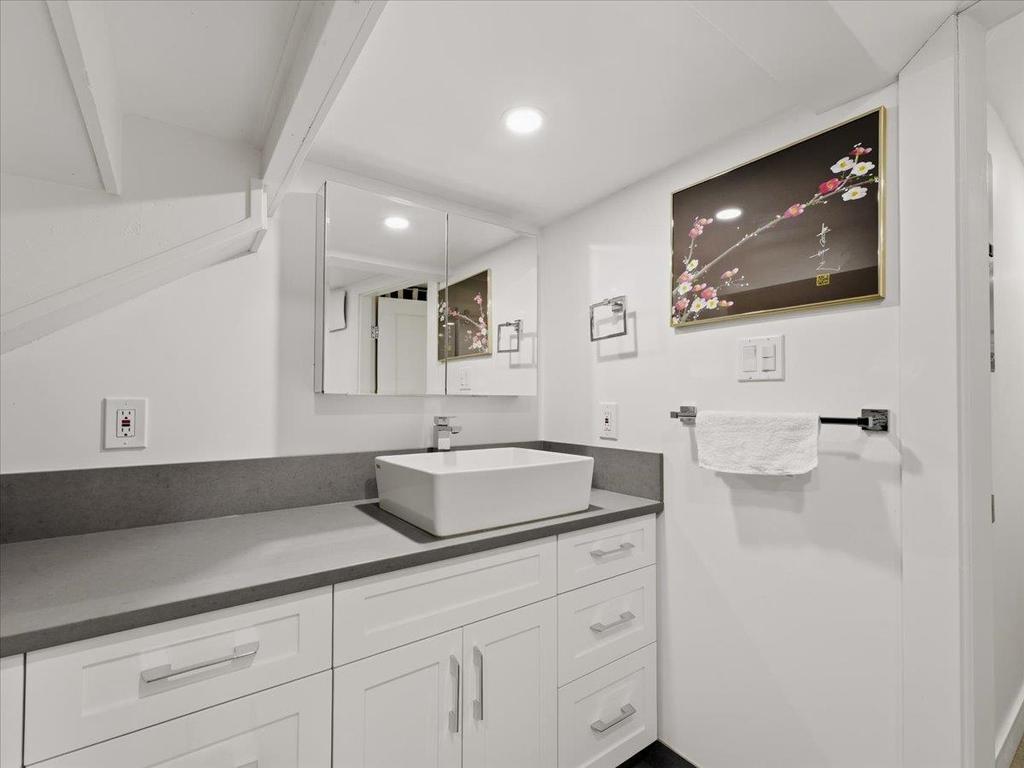 Listing Image for R3110915