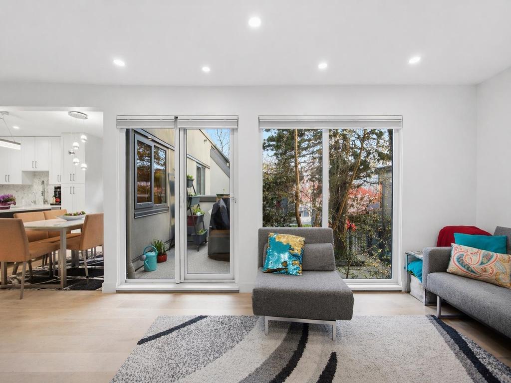 Listing Image for R3110922