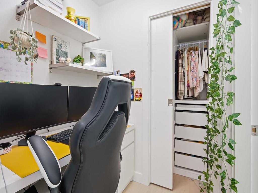 Listing Image for R3110922