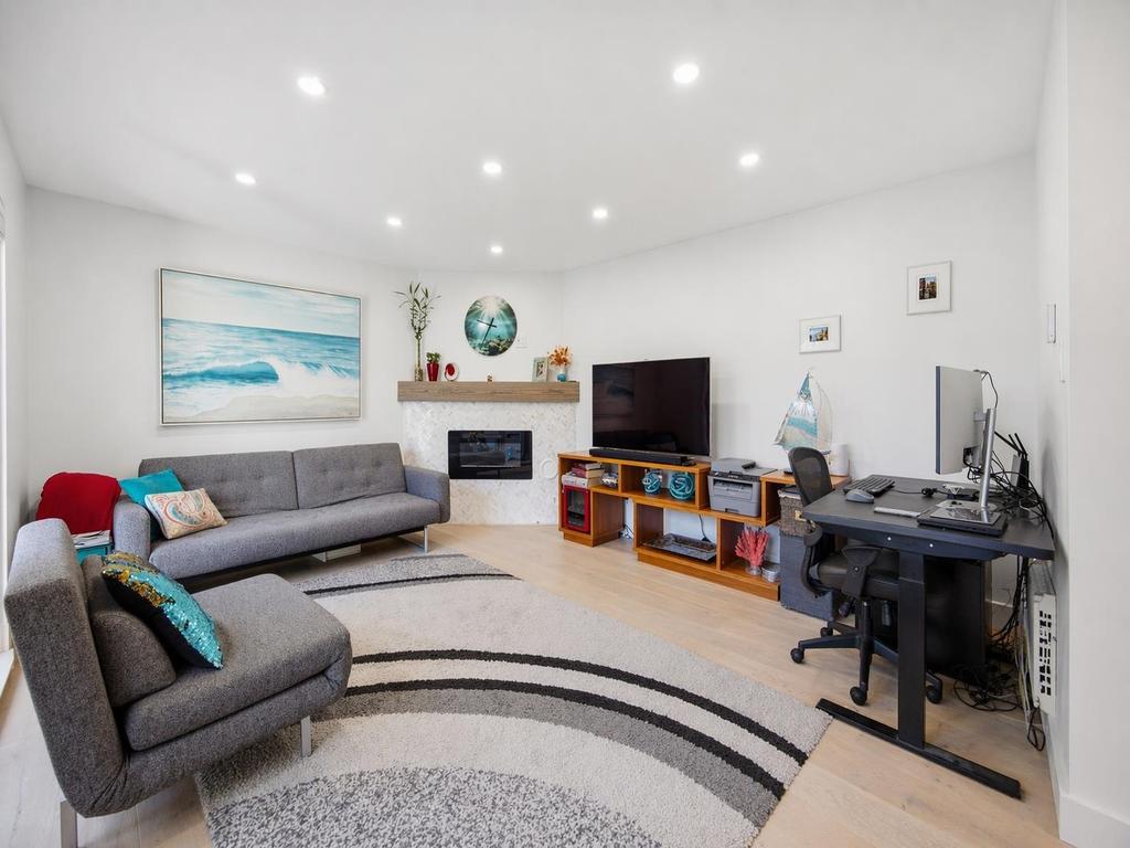 Listing Image for R3110922