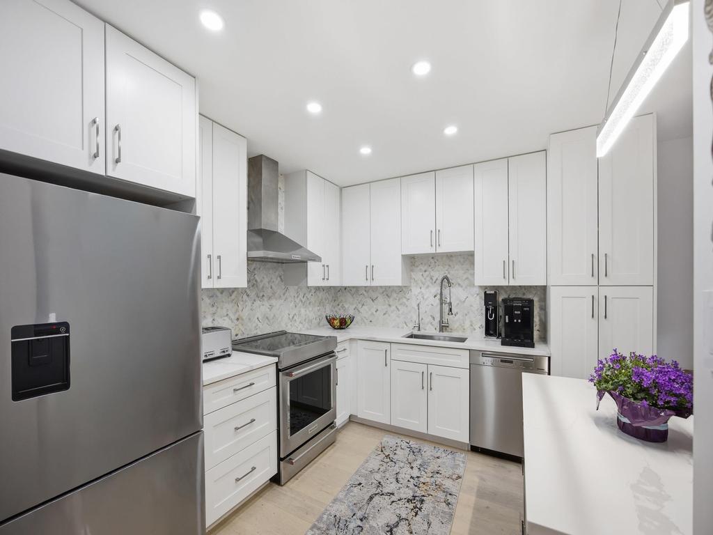 Listing Image for R3110922