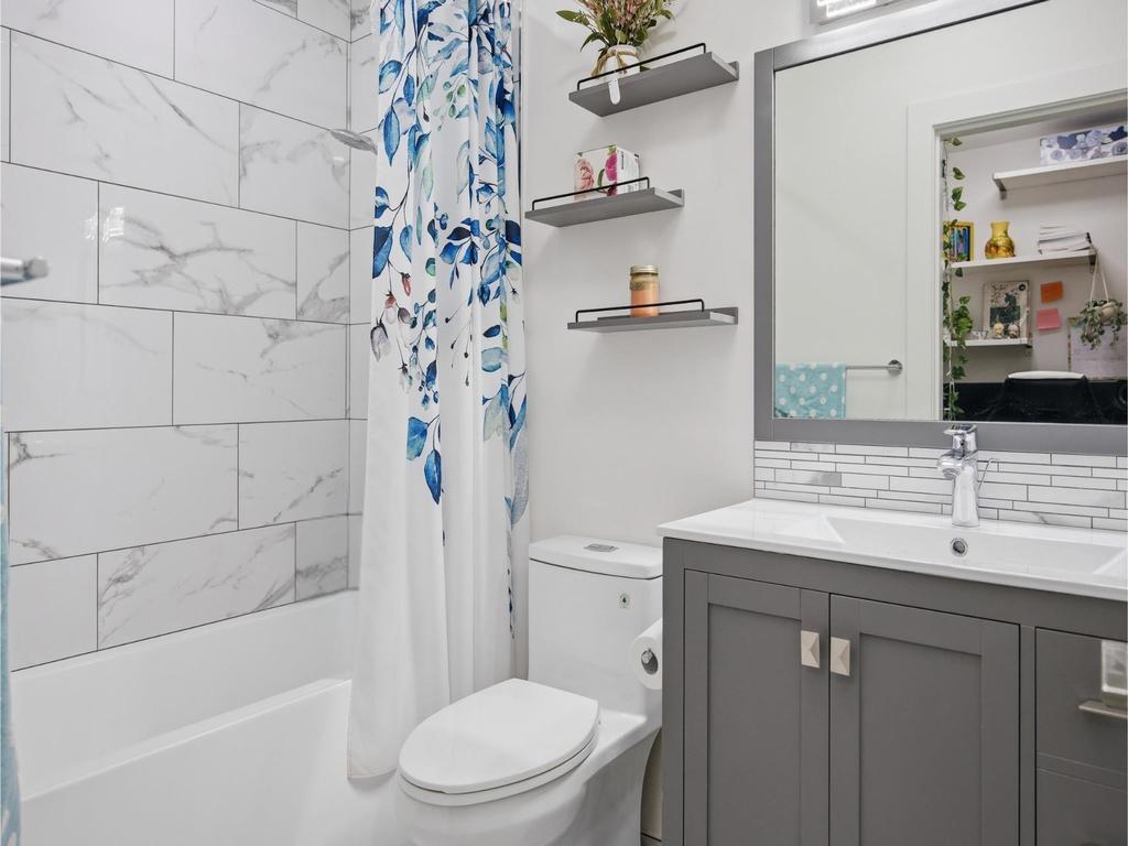 Listing Image for R3110922