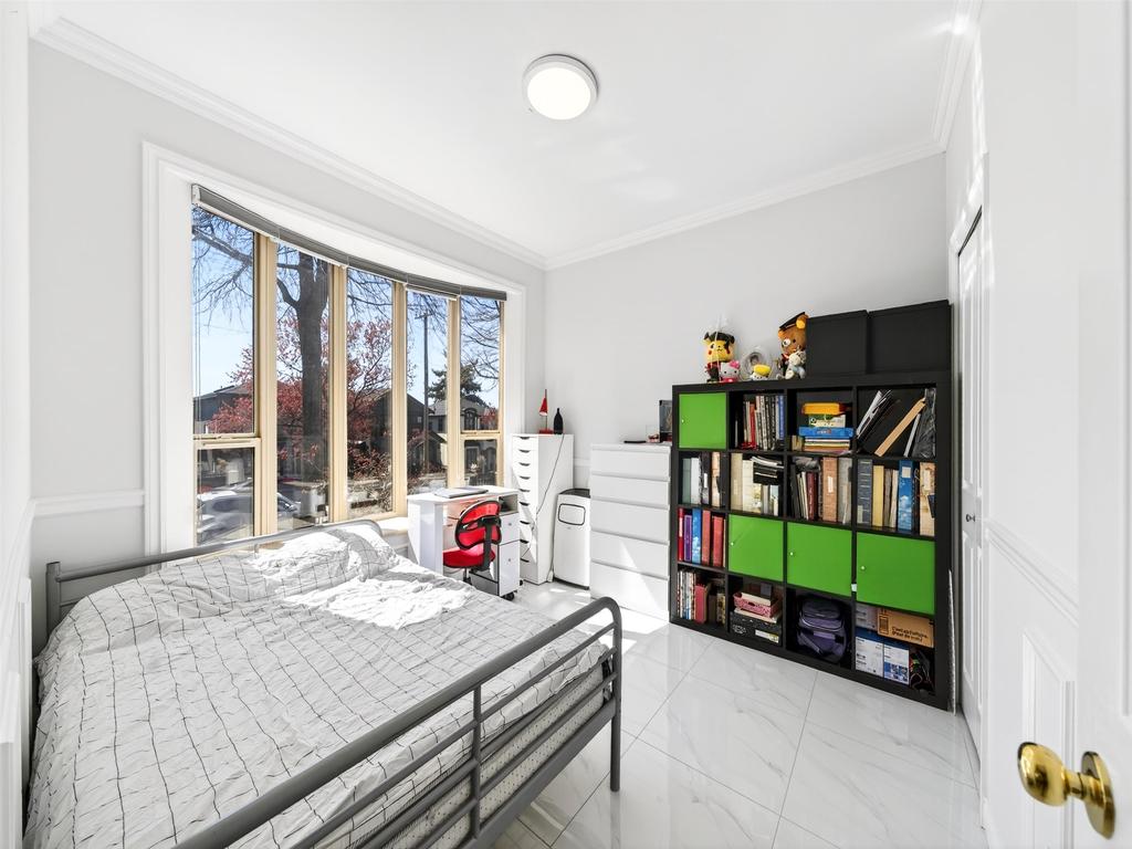 Listing Image for R3110925