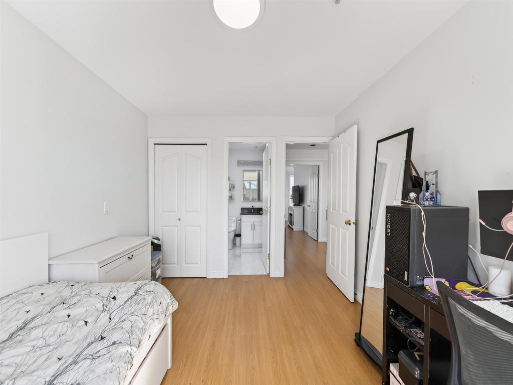 Listing Image for R3110925