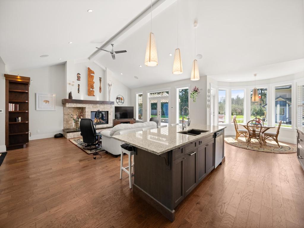 Listing Image for R3110926