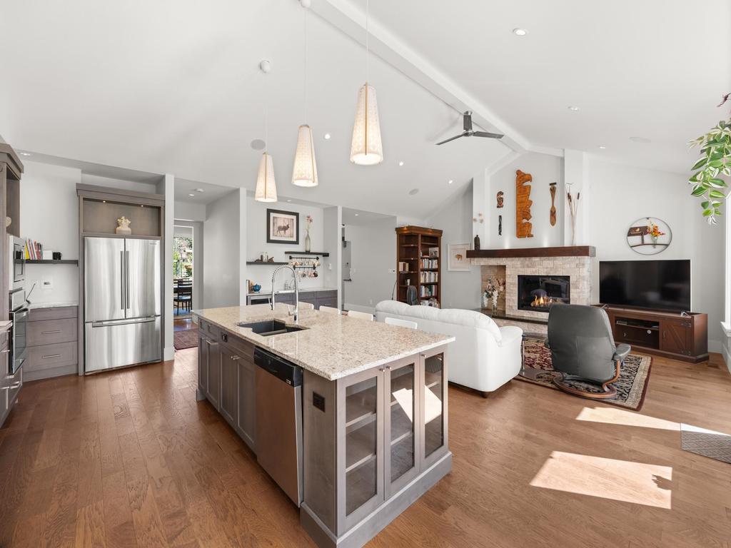 Listing Image for R3110926