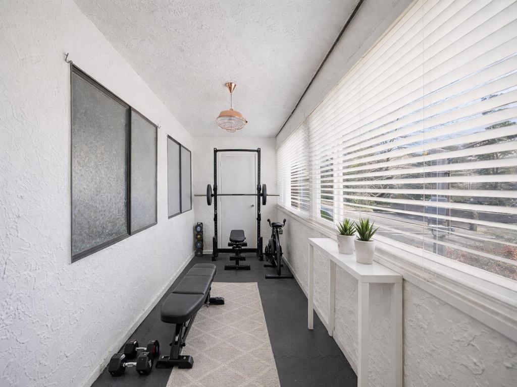 Listing Image for R3110950