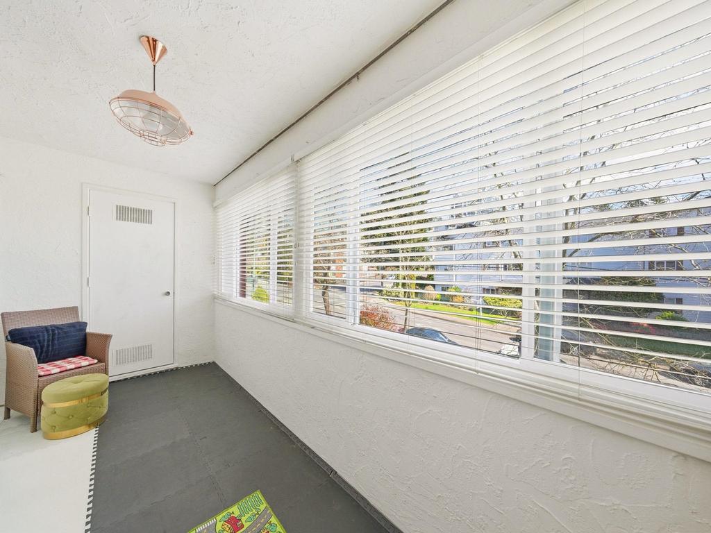 Listing Image for R3110950