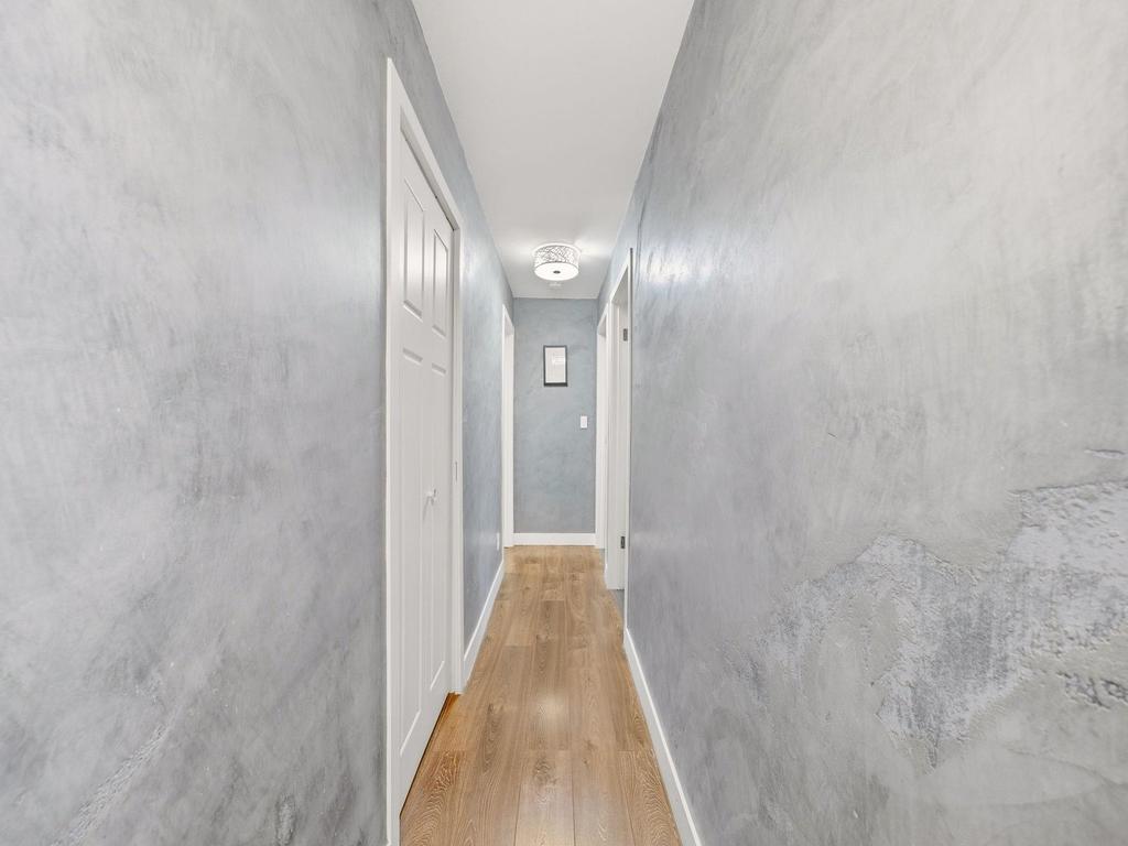 Listing Image for R3110950