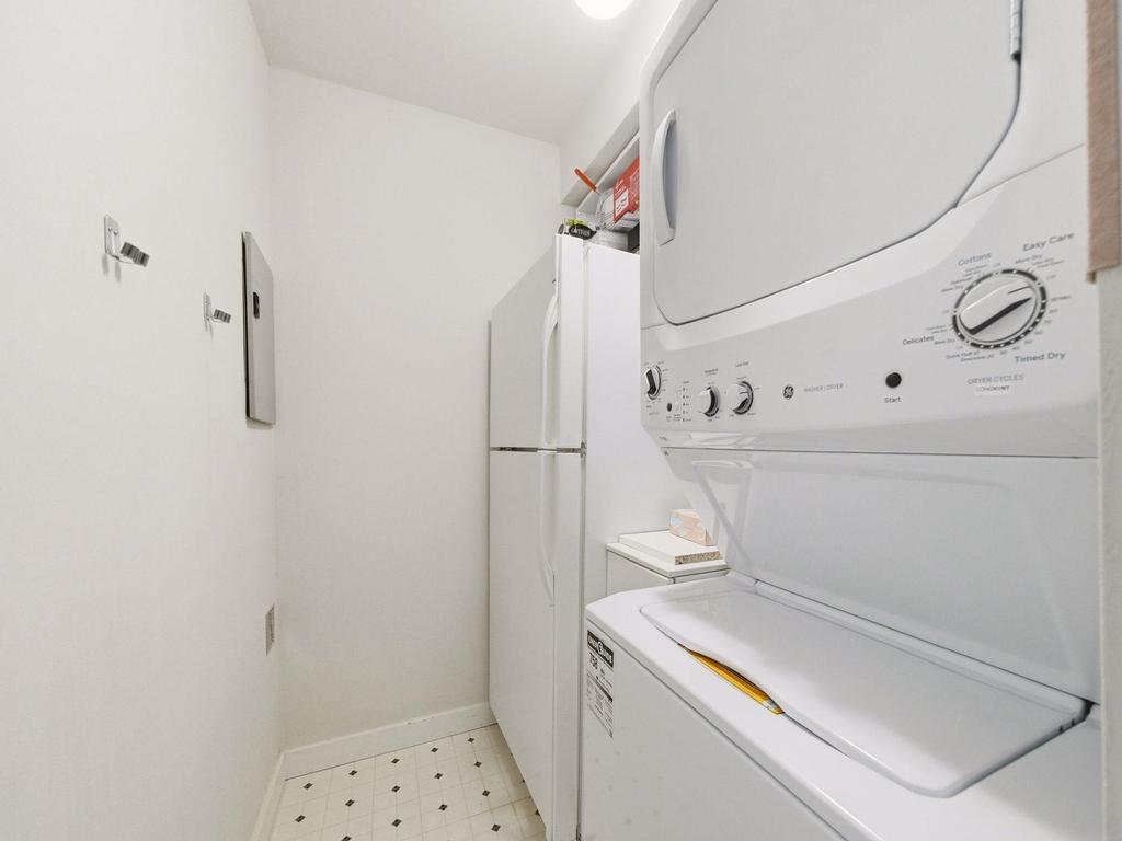 Listing Image for R3110950