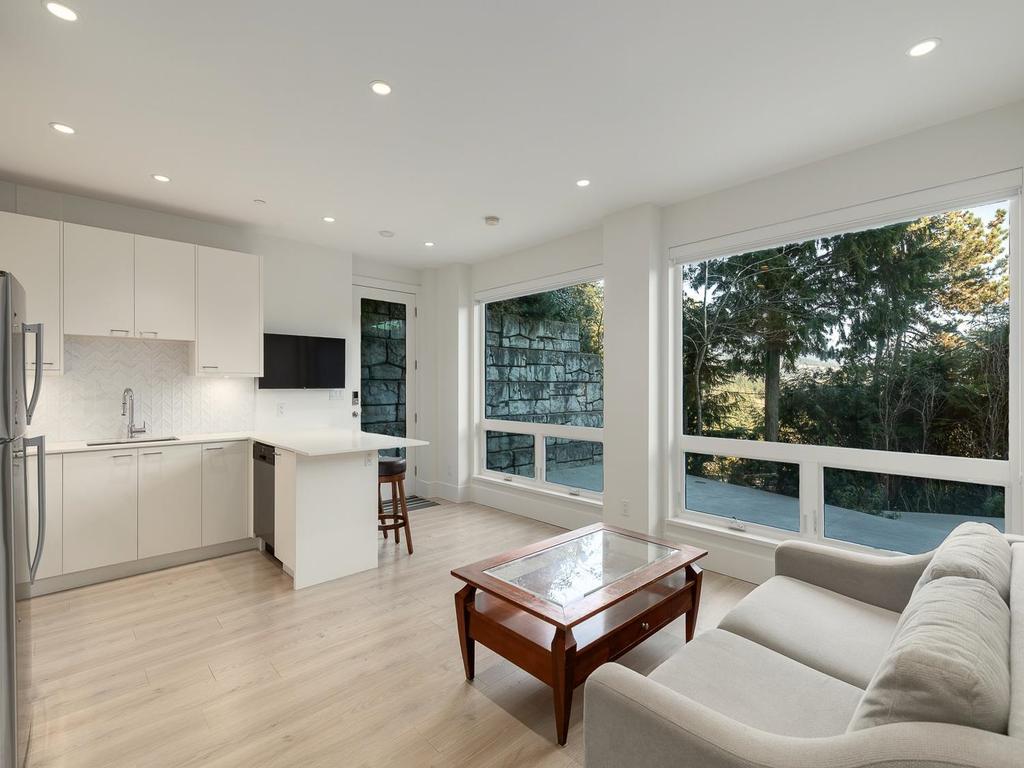 Listing Image for R3110953