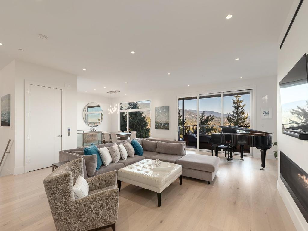 Listing Image for R3110953