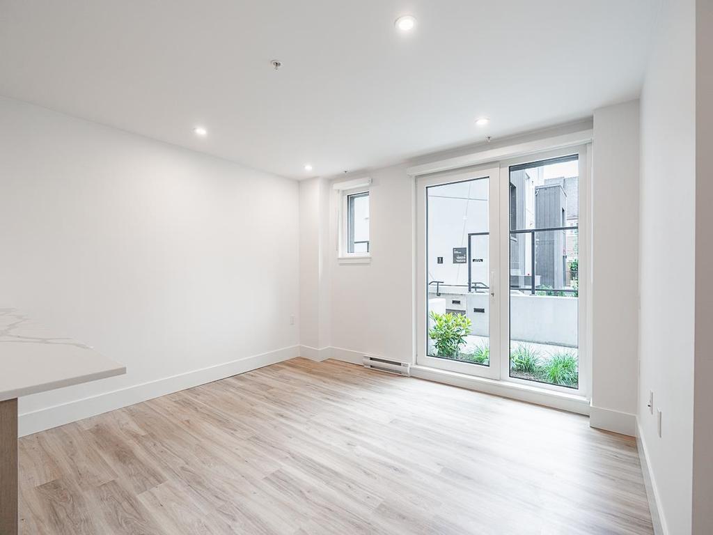 Listing Image for R3110954