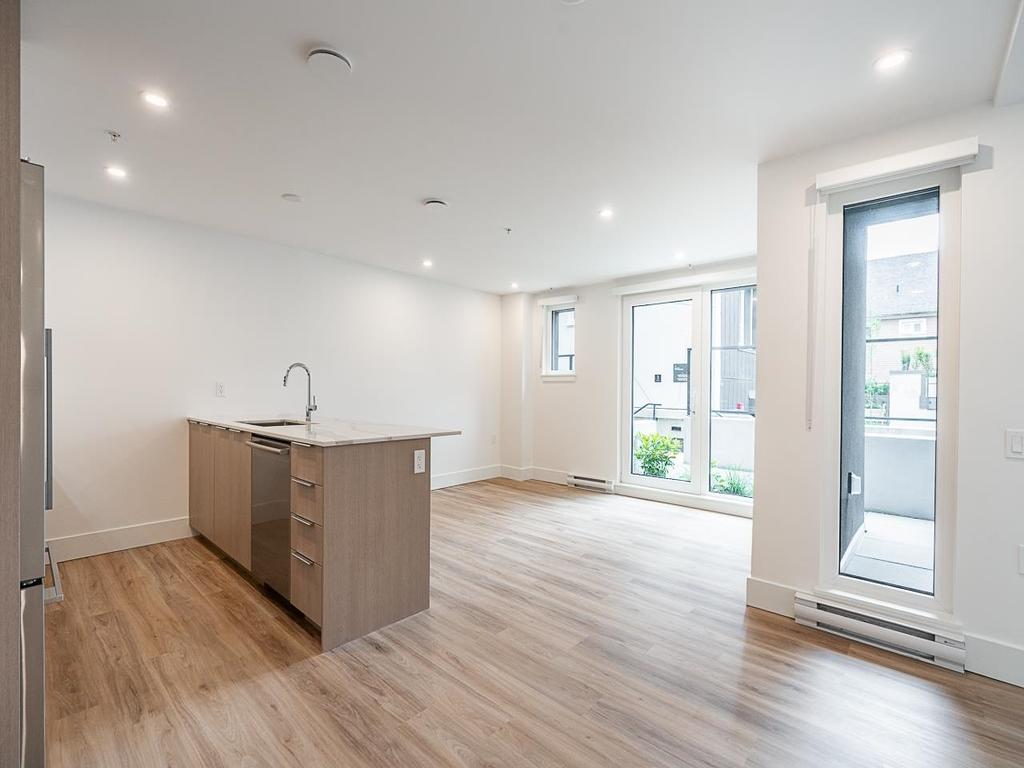 Listing Image for R3110954