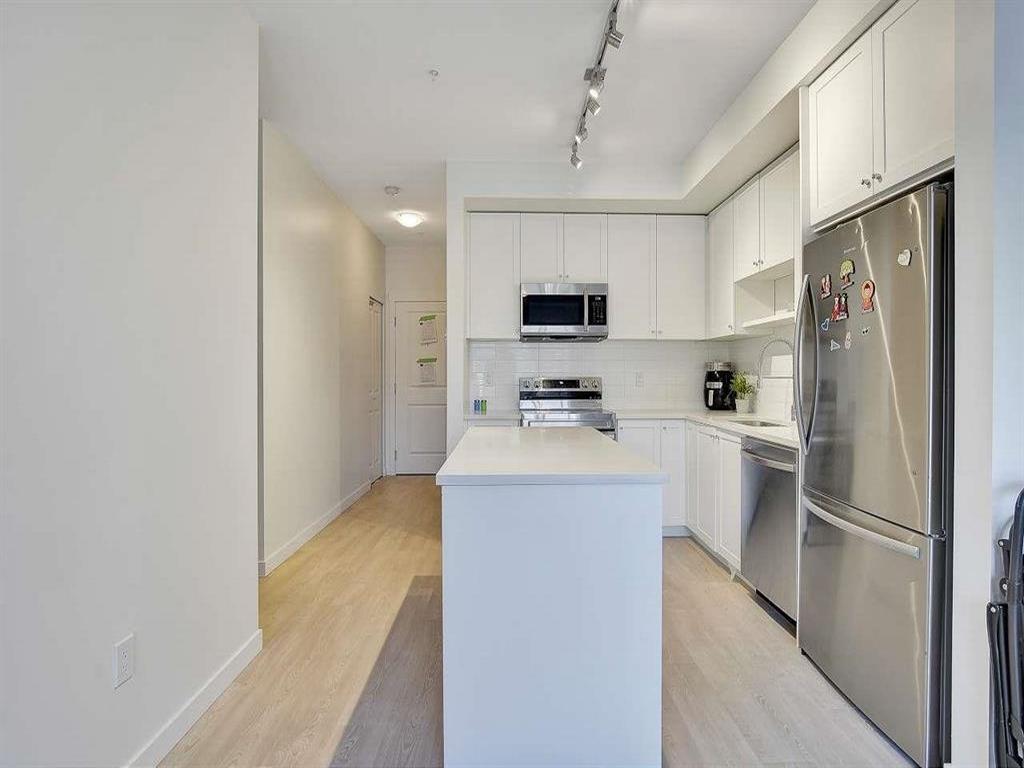 Listing Image for R3110982