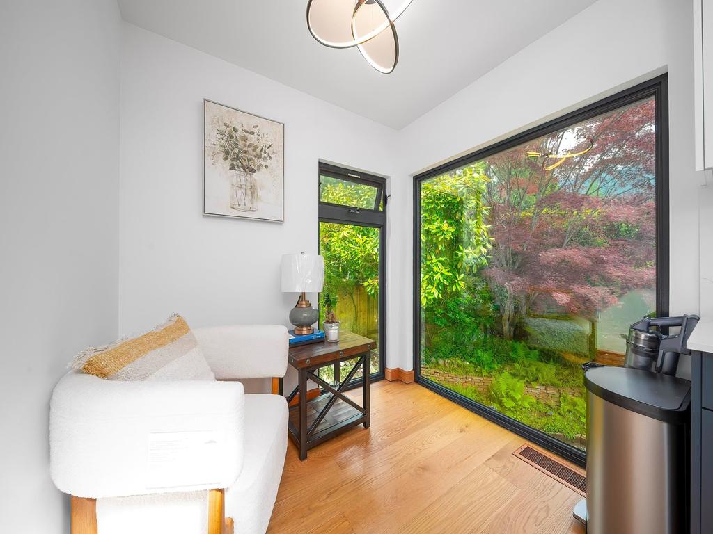 Listing Image for R3110983